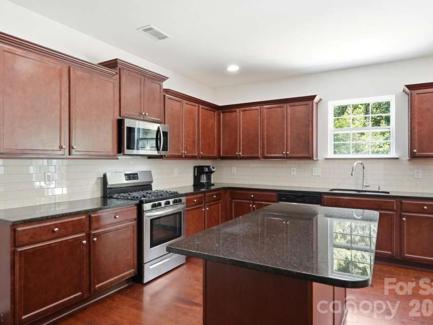 137 Rippling Water Drive, Mount Holly, NC 28120.  MLS# CAR4396170, YatesRealty ID 34767. Kitchen 3