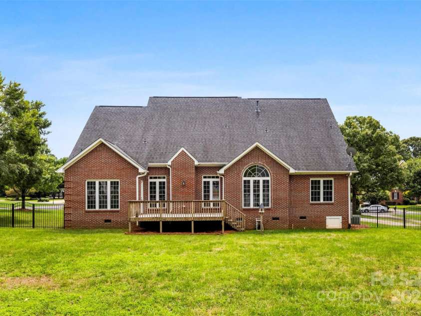 5200 Birchstone Court, Belmont, NC 28012.  MLS# CAR4291038, YatesRealty ID 34768. 