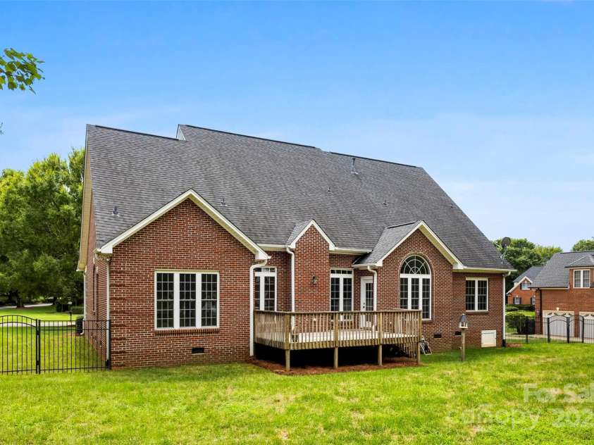 5200 Birchstone Court, Belmont, NC 28012.  MLS# CAR4291038, YatesRealty ID 34768. 