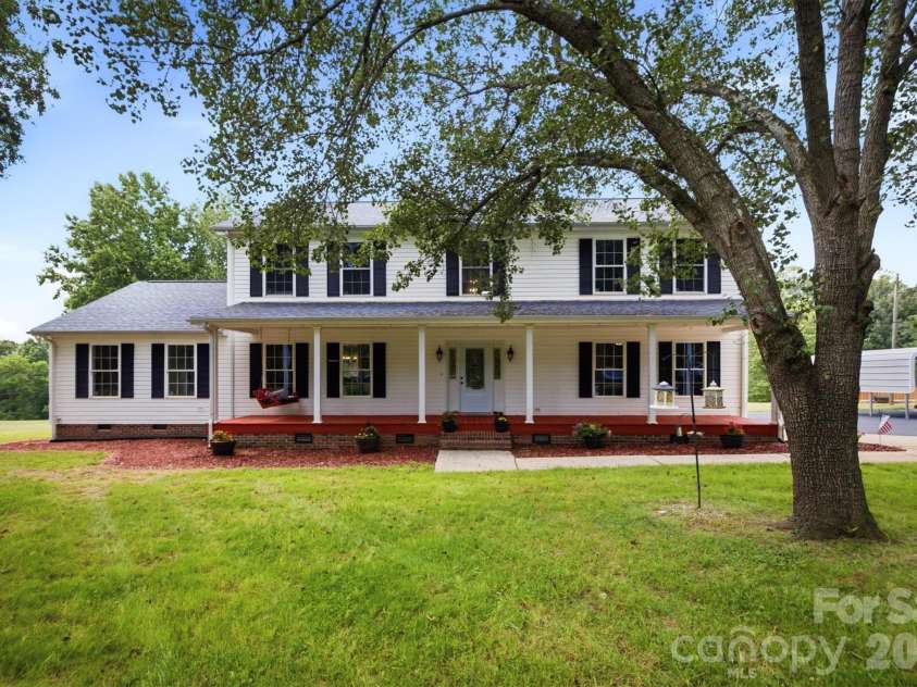 4799 Pleasant View Lane, Catawba, NC 28609.  MLS# CAR4382436, YatesRealty ID 34769. 