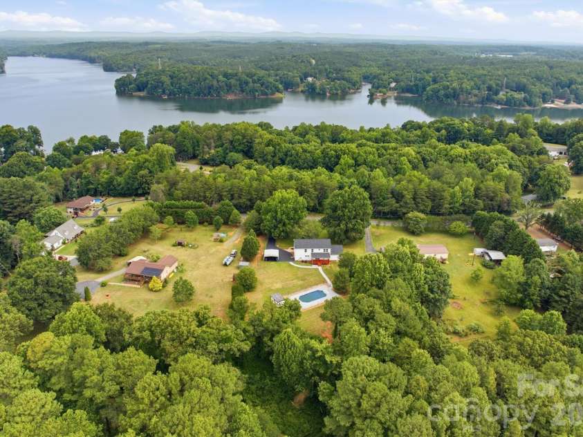 4799 Pleasant View Lane, Catawba, NC 28609.  MLS# CAR4382436, YatesRealty ID 34769. 