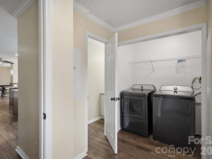 4799 Pleasant View Lane, Catawba, NC 28609.  MLS# CAR4382436, YatesRealty ID 34769. 