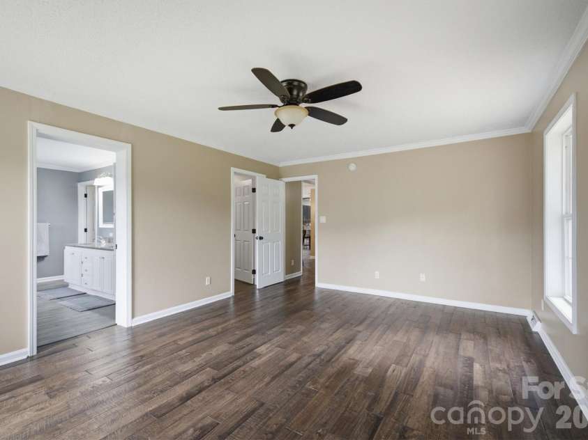 4799 Pleasant View Lane, Catawba, NC 28609.  MLS# CAR4382436, YatesRealty ID 34769. 
