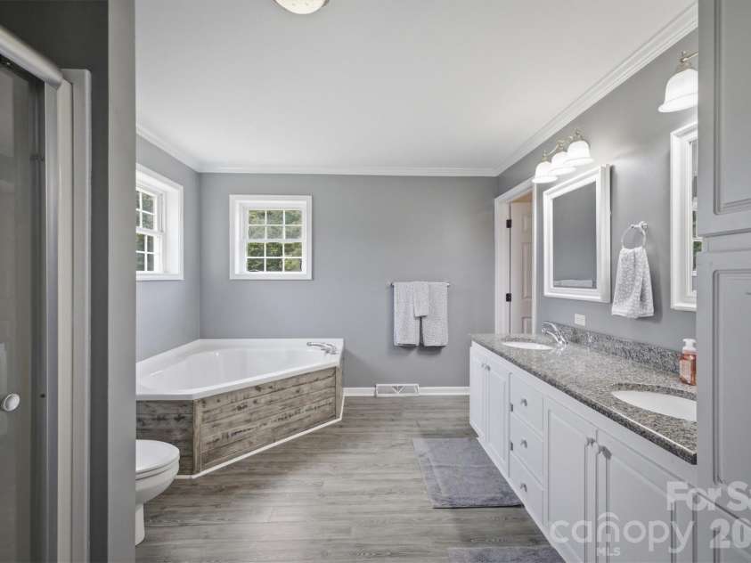 4799 Pleasant View Lane, Catawba, NC 28609.  MLS# CAR4382436, YatesRealty ID 34769. 