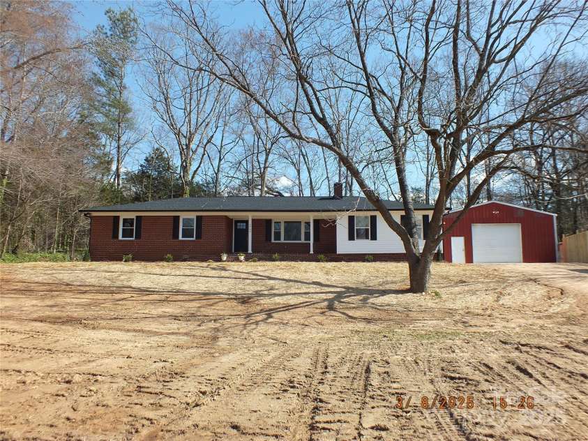 2739 Great Falls Highway, Lancaster, SC 29720.  MLS# CAR4231819, YatesRealty ID 3477. 