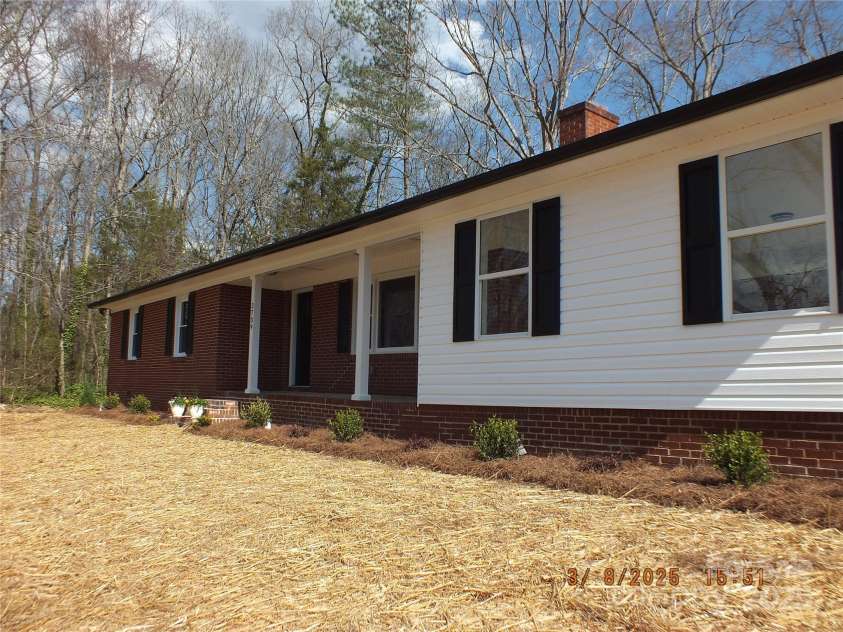 2739 Great Falls Highway, Lancaster, SC 29720.  MLS# CAR4231819, YatesRealty ID 3477. 