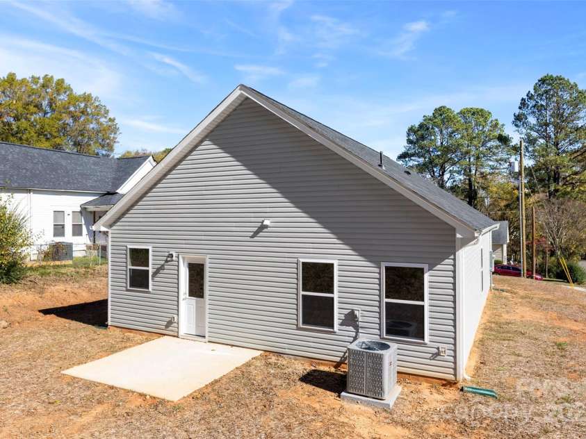 607 Meadow Street, Spencer, NC 28159.  MLS# CAR4319409, YatesRealty ID 3477. 