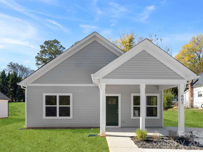 607 Meadow Street, Spencer, NC 28159.  MLS# CAR4319409, YatesRealty ID 3477. 