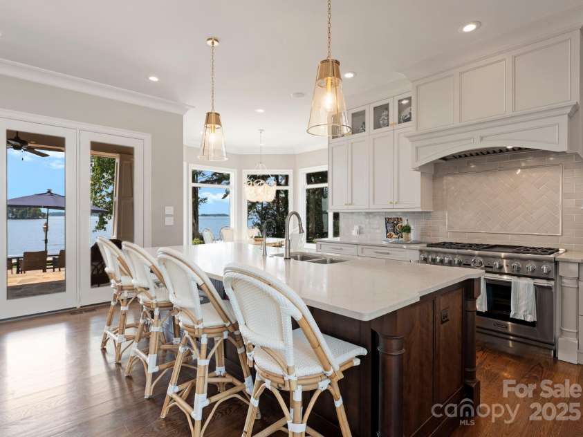 191 Washam Road, Mooresville, NC 28117.  MLS# CAR4291391, YatesRealty ID 34770. 
