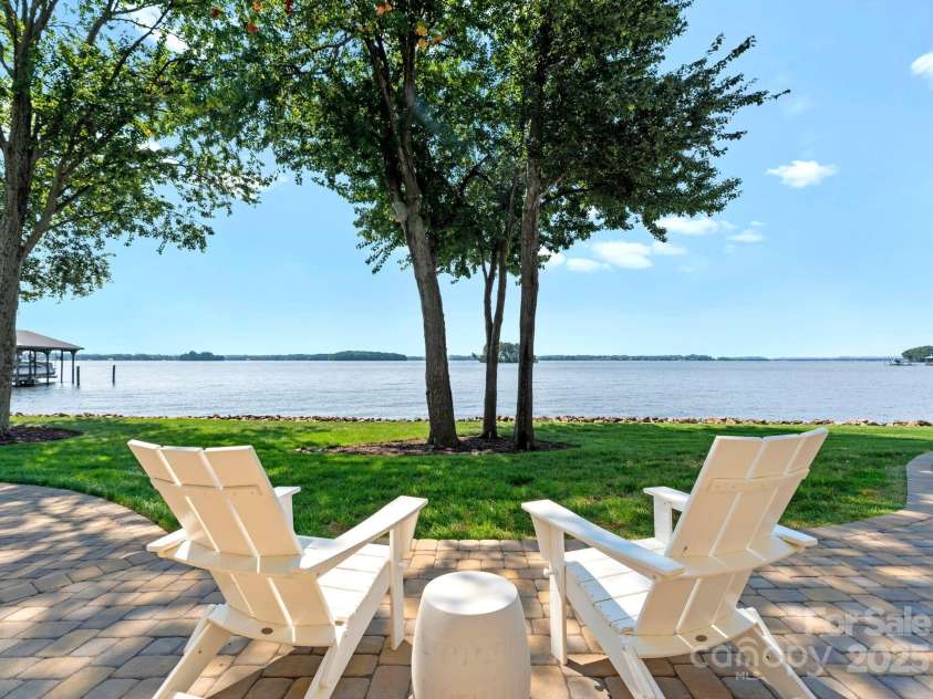 191 Washam Road, Mooresville, NC 28117.  MLS# CAR4291391, YatesRealty ID 34770. 