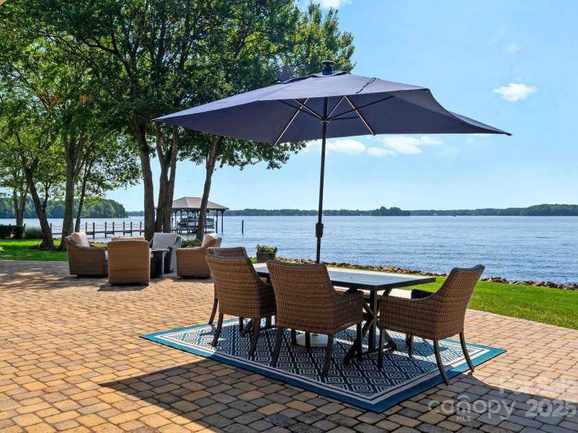 191 Washam Road, Mooresville, NC 28117.  MLS# CAR4291391, YatesRealty ID 34770. 