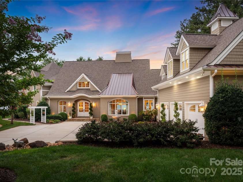 191 Washam Road, Mooresville, NC 28117.  MLS# CAR4291391, YatesRealty ID 34770. 