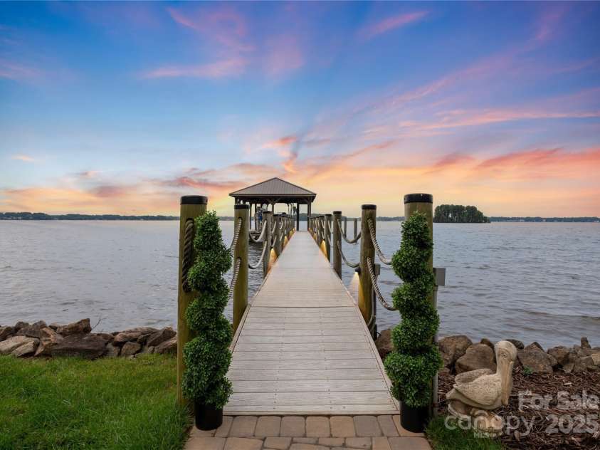 191 Washam Road, Mooresville, NC 28117.  MLS# CAR4291391, YatesRealty ID 34770. 