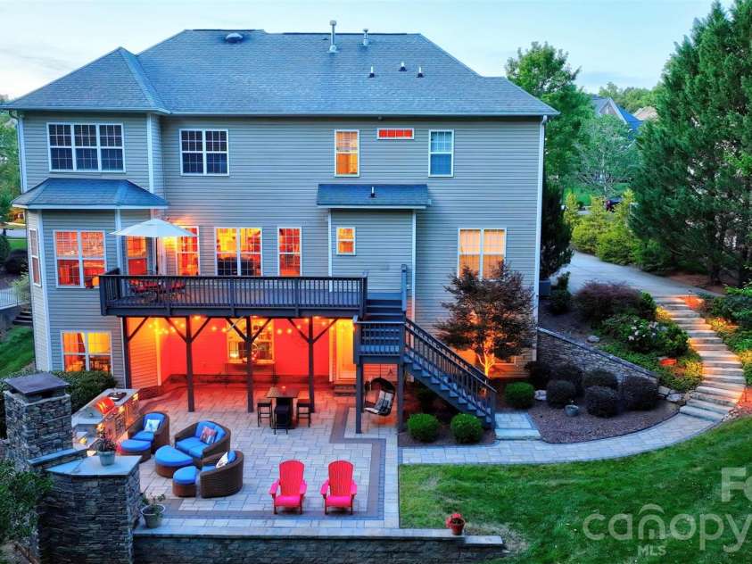 9220 Kensington Forest Drive, Harrisburg, NC 28075.  MLS# CAR4396043, YatesRealty ID 34771. 