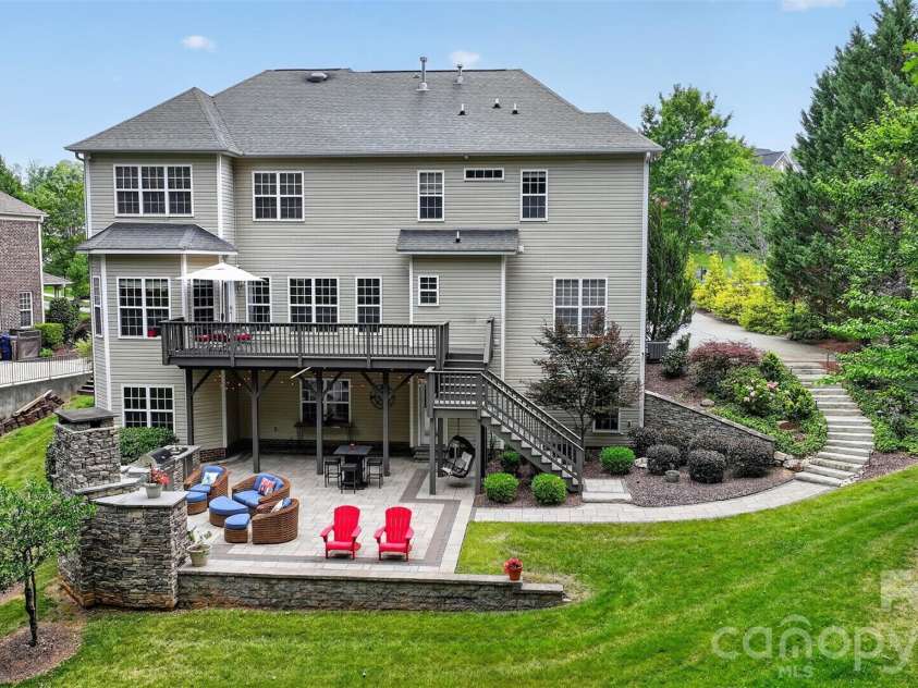9220 Kensington Forest Drive, Harrisburg, NC 28075.  MLS# CAR4396043, YatesRealty ID 34771. 
