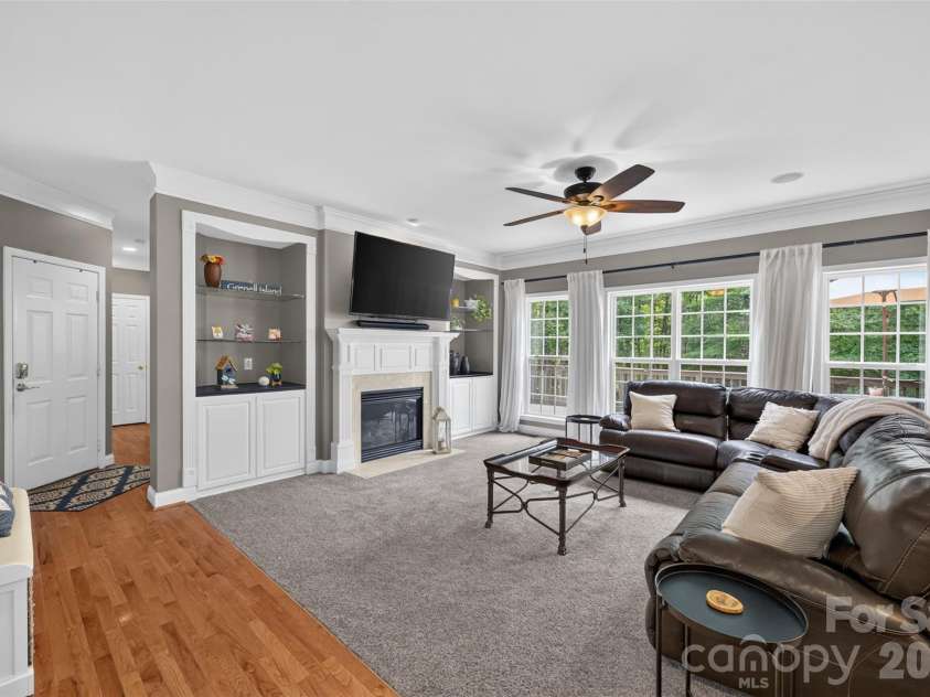 9220 Kensington Forest Drive, Harrisburg, NC 28075.  MLS# CAR4396043, YatesRealty ID 34771. Great Room