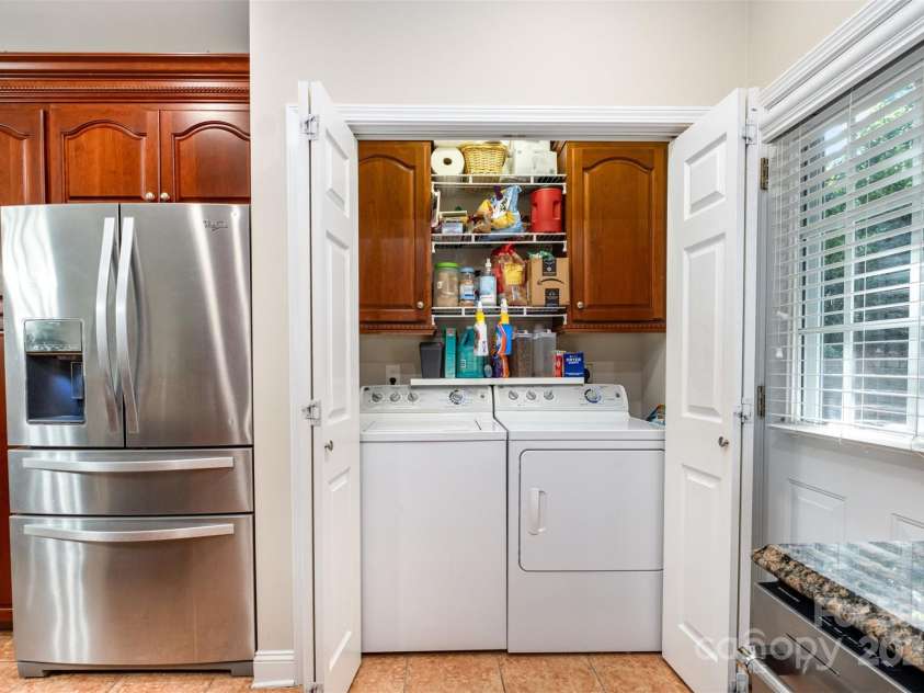 117 Quality Drive, Mount Holly, NC 28120.  MLS# CAR4294366, YatesRealty ID 34772. 