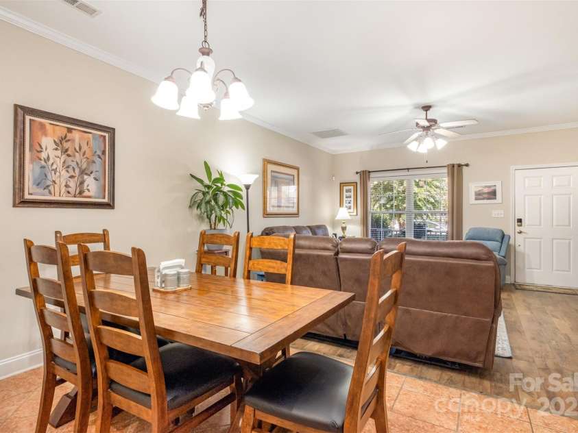 117 Quality Drive, Mount Holly, NC 28120.  MLS# CAR4294366, YatesRealty ID 34772. Dining Room