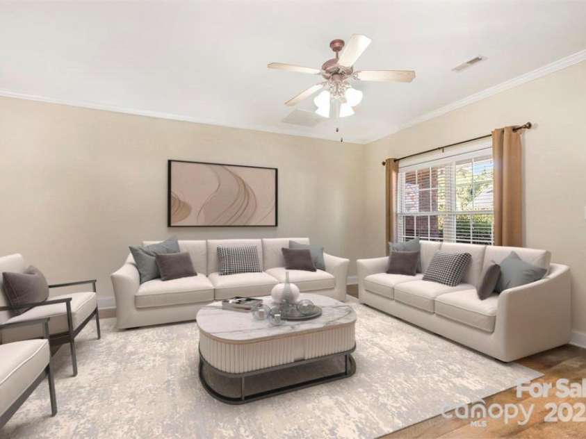 117 Quality Drive, Mount Holly, NC 28120.  MLS# CAR4294366, YatesRealty ID 34772. Living Room Area
