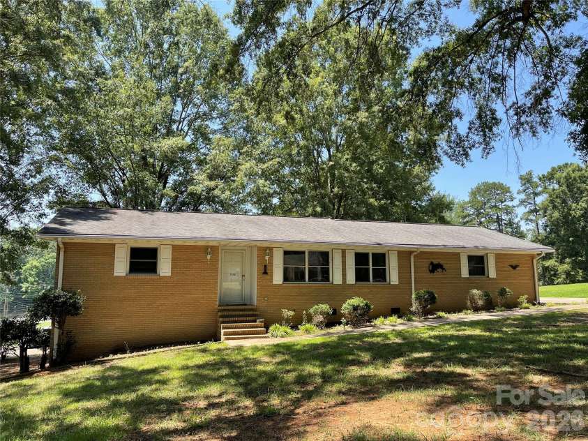 920 Page Street, Mount Pleasant, NC 28124.  MLS# CAR4400143, YatesRealty ID 34772. 