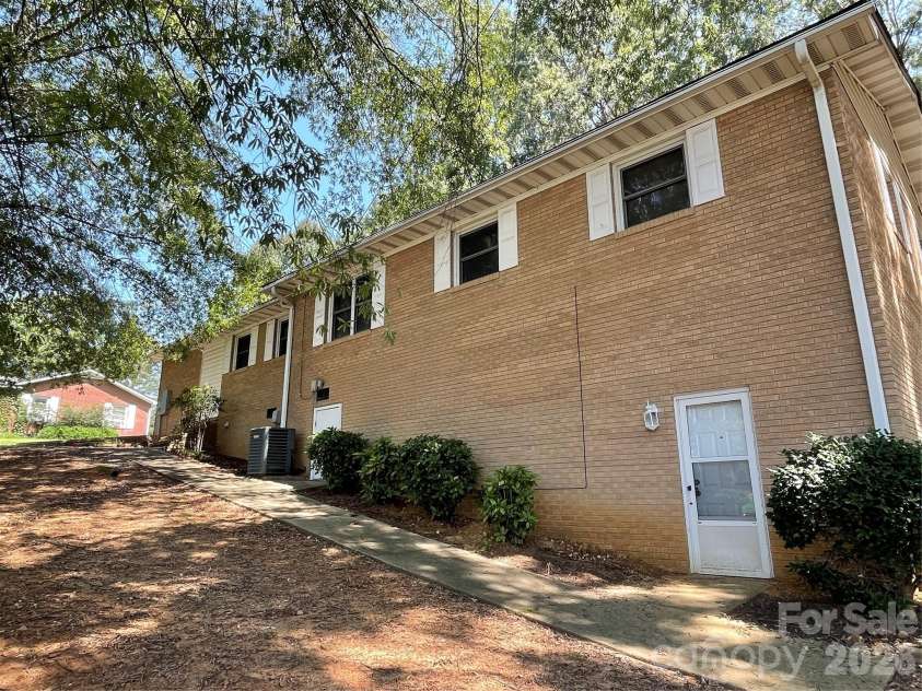 920 Page Street, Mount Pleasant, NC 28124.  MLS# CAR4400143, YatesRealty ID 34772. 