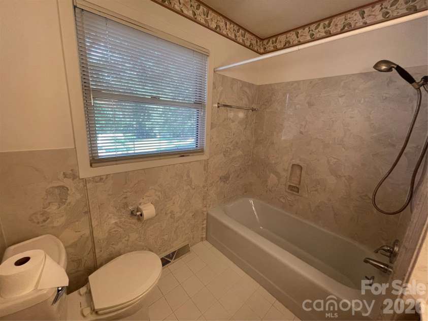 920 Page Street, Mount Pleasant, NC 28124.  MLS# CAR4400143, YatesRealty ID 34772. 