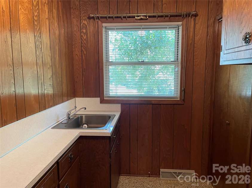 920 Page Street, Mount Pleasant, NC 28124.  MLS# CAR4400143, YatesRealty ID 34772. 