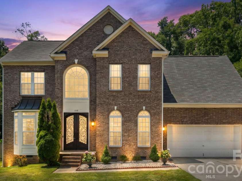 108 Doby Creek Court, Fort Mill, SC 29715.  MLS# CAR4397712, YatesRealty ID 34773. 
