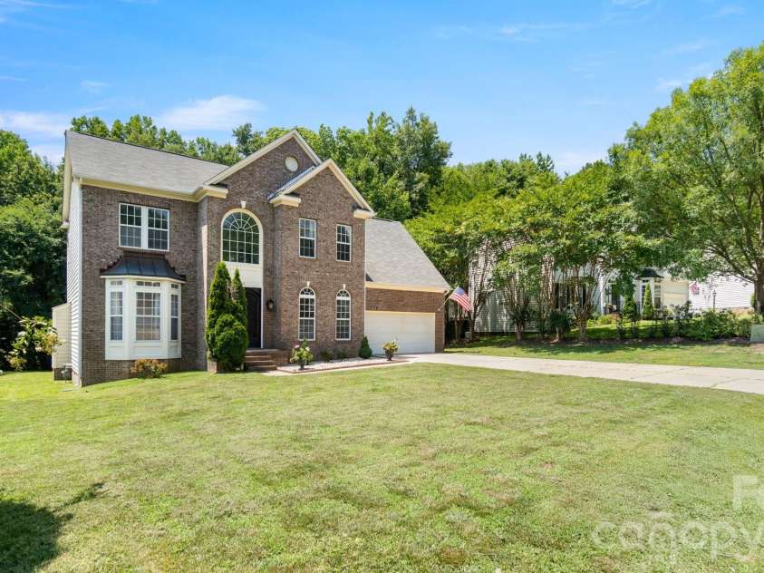 108 Doby Creek Court, Fort Mill, SC 29715.  MLS# CAR4397712, YatesRealty ID 34773. 
