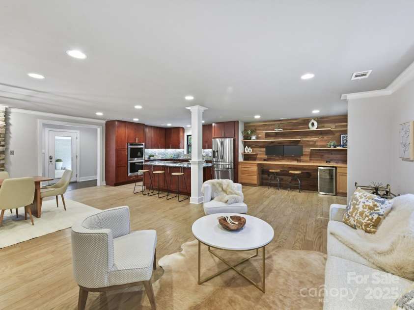 209 Falcon Drive, Concord, NC 28025.  MLS# CAR4291157, YatesRealty ID 34774. 