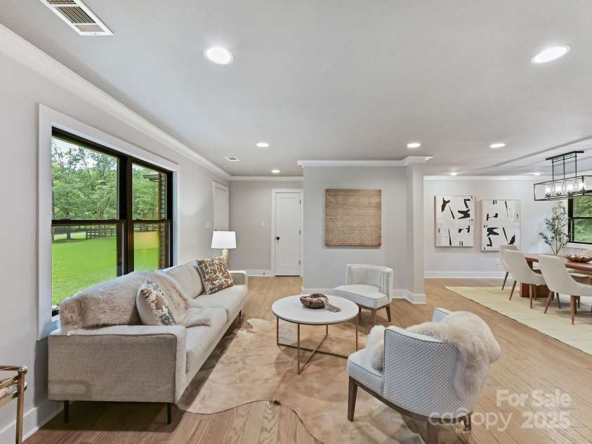 209 Falcon Drive, Concord, NC 28025.  MLS# CAR4291157, YatesRealty ID 34774. 