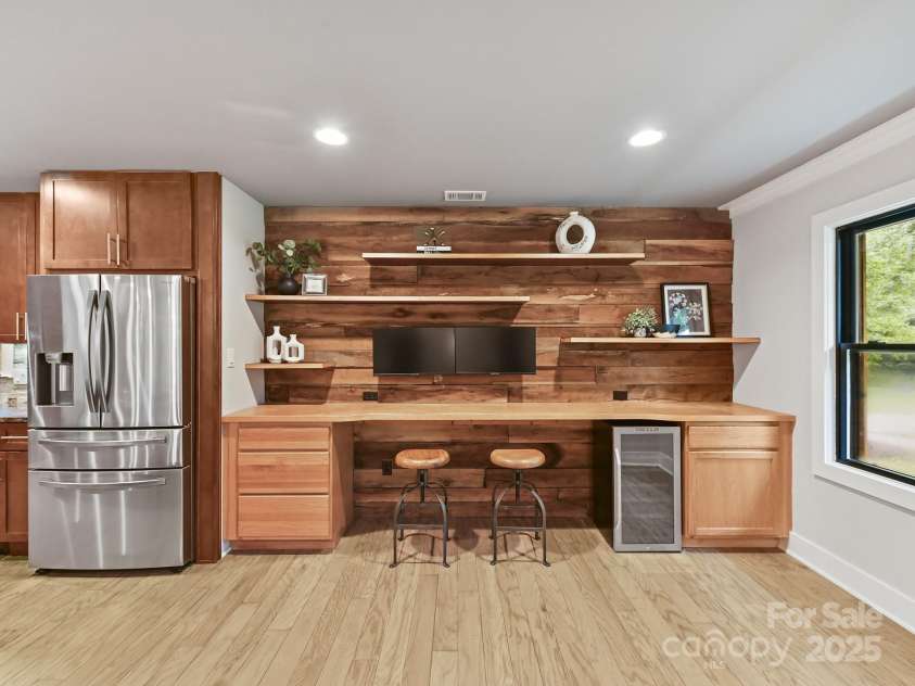 209 Falcon Drive, Concord, NC 28025.  MLS# CAR4291157, YatesRealty ID 34774. 