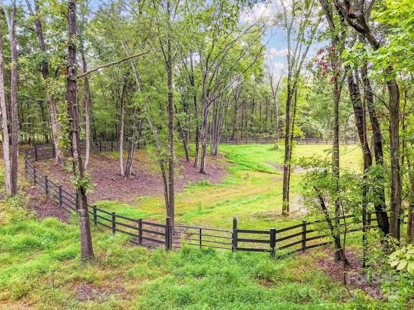 209 Falcon Drive, Concord, NC 28025.  MLS# CAR4291157, YatesRealty ID 34774. 