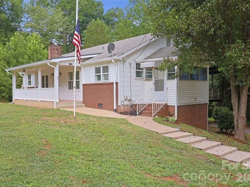 153 Southwinds Drive, Rutherfordton, NC 28139.  MLS# CAR4398388, YatesRealty ID 34776. 