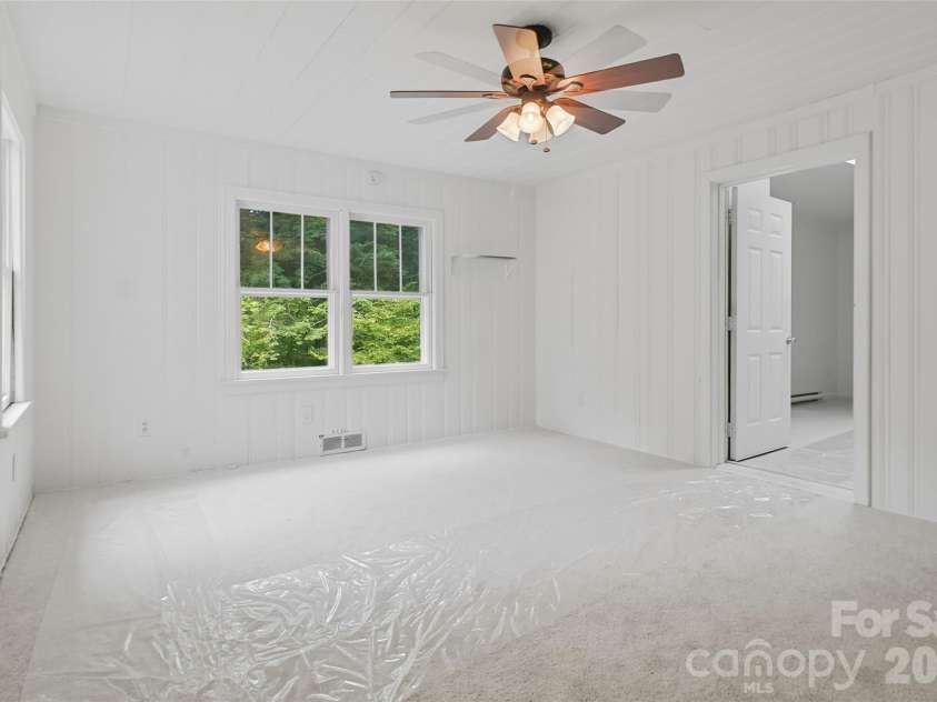 153 Southwinds Drive, Rutherfordton, NC 28139.  MLS# CAR4398388, YatesRealty ID 34776. 