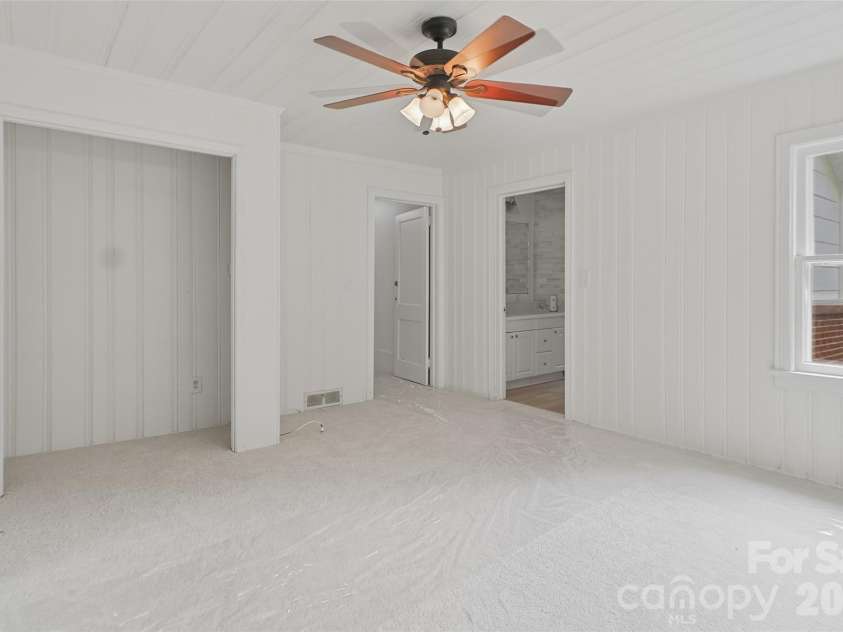153 Southwinds Drive, Rutherfordton, NC 28139.  MLS# CAR4398388, YatesRealty ID 34776. 