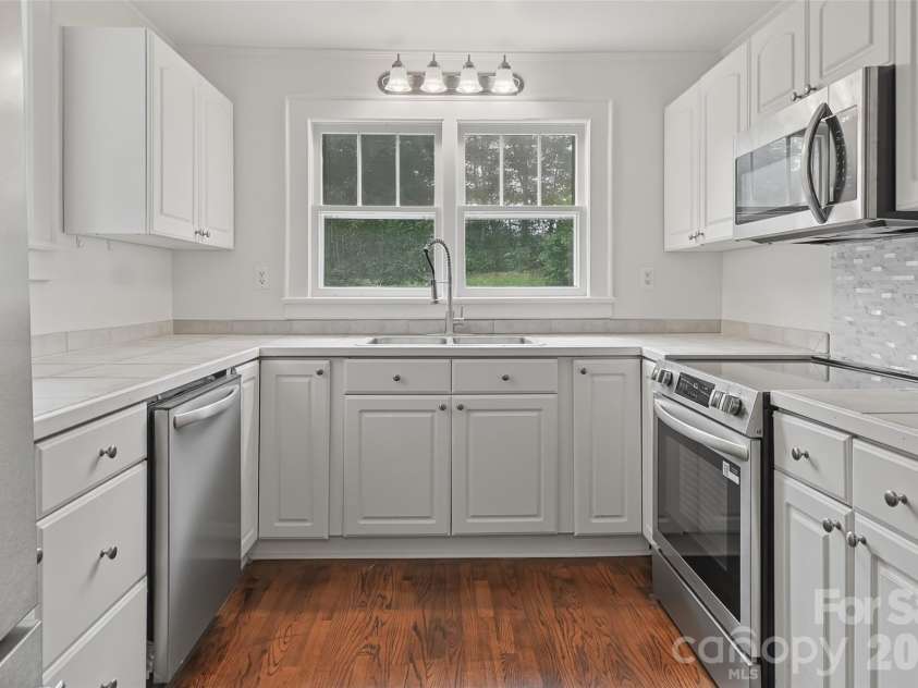 153 Southwinds Drive, Rutherfordton, NC 28139.  MLS# CAR4398388, YatesRealty ID 34776. 