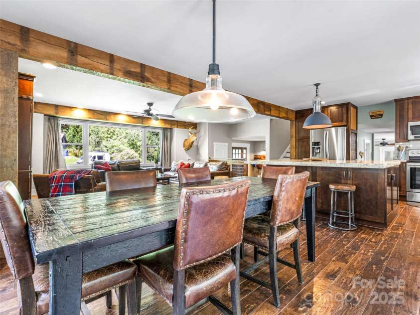 135 Dogwood Drive, Brevard, NC 28712.  MLS# CAR4296254, YatesRealty ID 34777. 