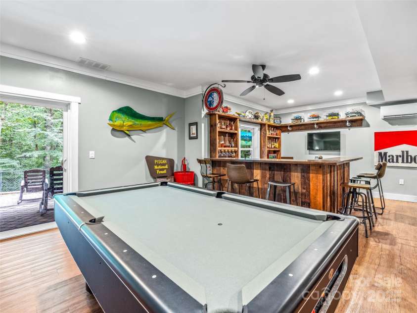 135 Dogwood Drive, Brevard, NC 28712.  MLS# CAR4296254, YatesRealty ID 34777. 