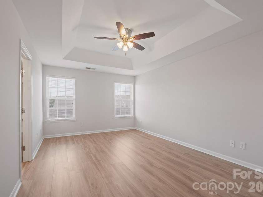 8165 Bridgegate Drive, Huntersville, NC 28078.  MLS# CAR4387320, YatesRealty ID 34777. 