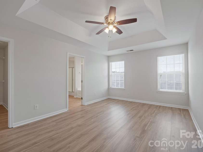 8165 Bridgegate Drive, Huntersville, NC 28078.  MLS# CAR4387320, YatesRealty ID 34777. 