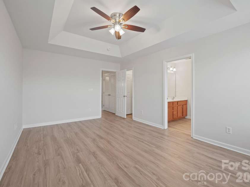 8165 Bridgegate Drive, Huntersville, NC 28078.  MLS# CAR4387320, YatesRealty ID 34777. 