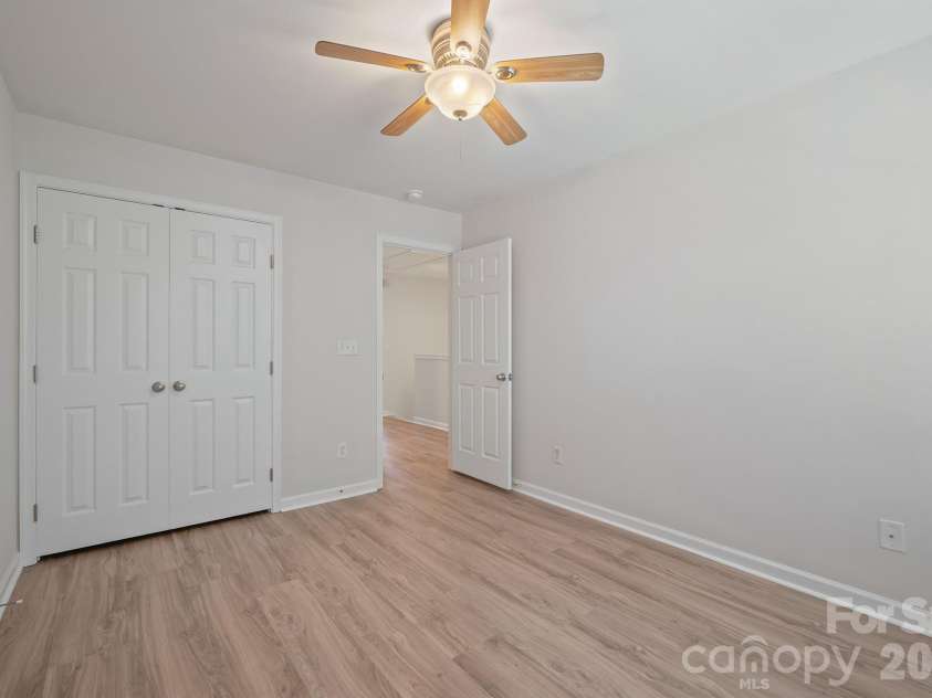 8165 Bridgegate Drive, Huntersville, NC 28078.  MLS# CAR4387320, YatesRealty ID 34777. 