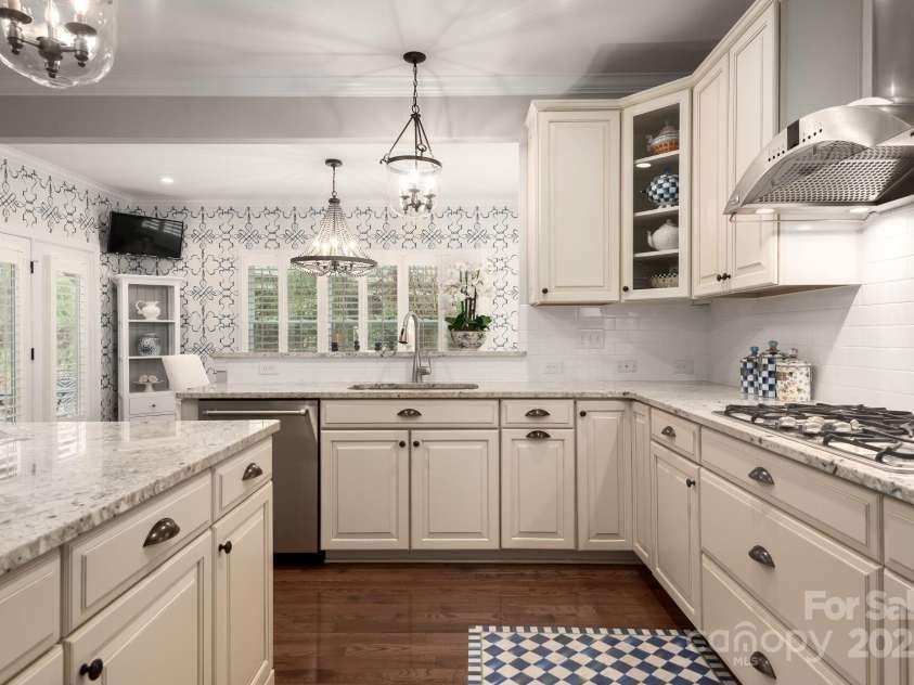 4225 Jasmin May Drive, Charlotte, NC 28226.  MLS# CAR4238243, YatesRealty ID 3478. 