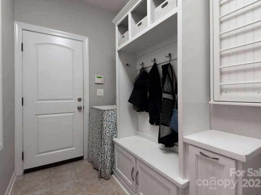 4225 Jasmin May Drive, Charlotte, NC 28226.  MLS# CAR4238243, YatesRealty ID 3478. 