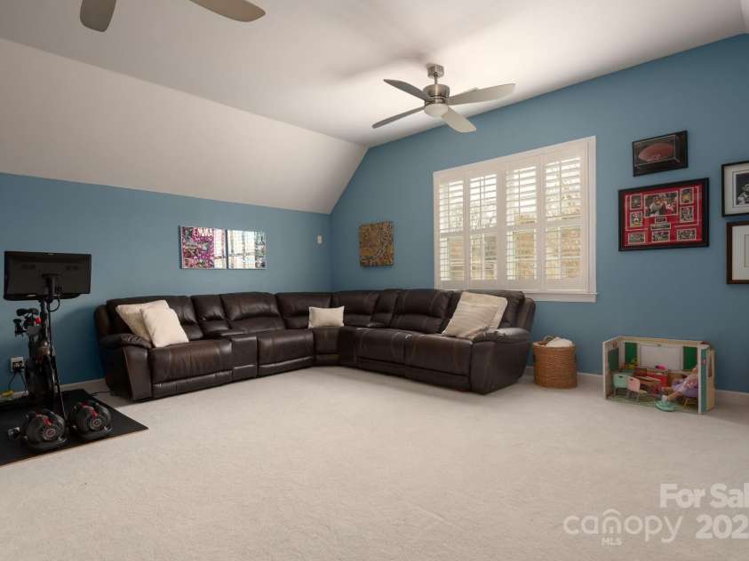 4225 Jasmin May Drive, Charlotte, NC 28226.  MLS# CAR4238243, YatesRealty ID 3478. 