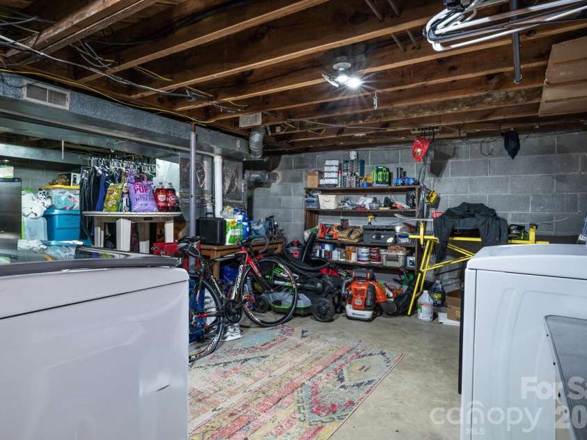 649 Ransom Street, Blowing Rock, NC 28605.  MLS# CAR4336199, YatesRealty ID 3478. 