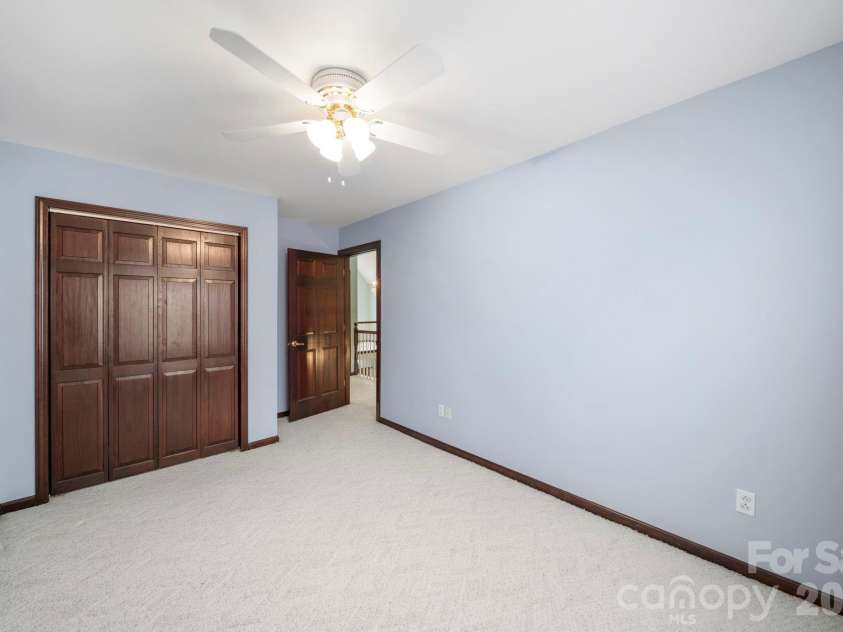 6650 Dellwood Drive, Kannapolis, NC 28081.  MLS# CAR4332230, YatesRealty ID 3478. 