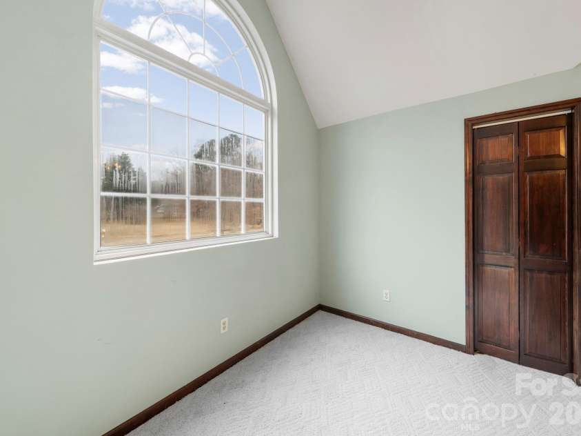 6650 Dellwood Drive, Kannapolis, NC 28081.  MLS# CAR4332230, YatesRealty ID 3478. 