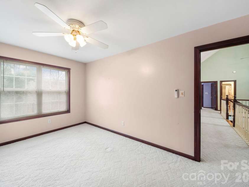 6650 Dellwood Drive, Kannapolis, NC 28081.  MLS# CAR4332230, YatesRealty ID 3478. 